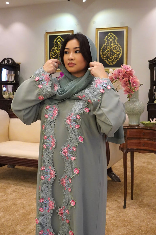 Bloom Dress in Green